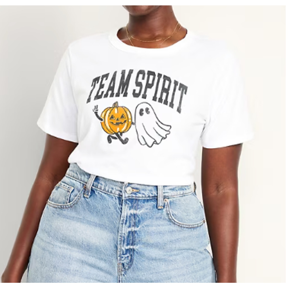 Old Navy White Halloween Team Spirit EveryWear Graphic TShirt Tee Top NEW Unisex